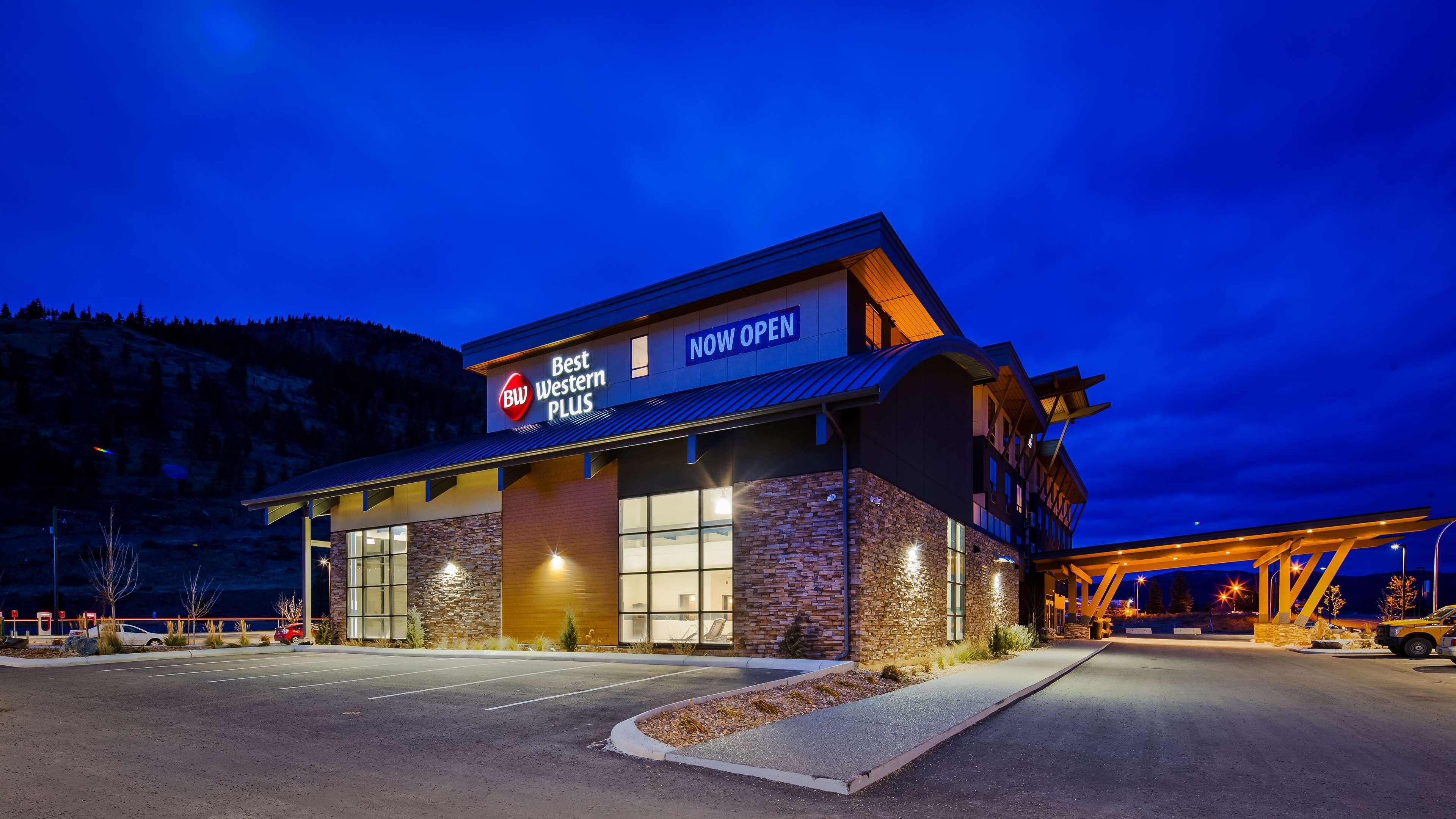 Best Western Plus Merritt Hotel Екстериор снимка