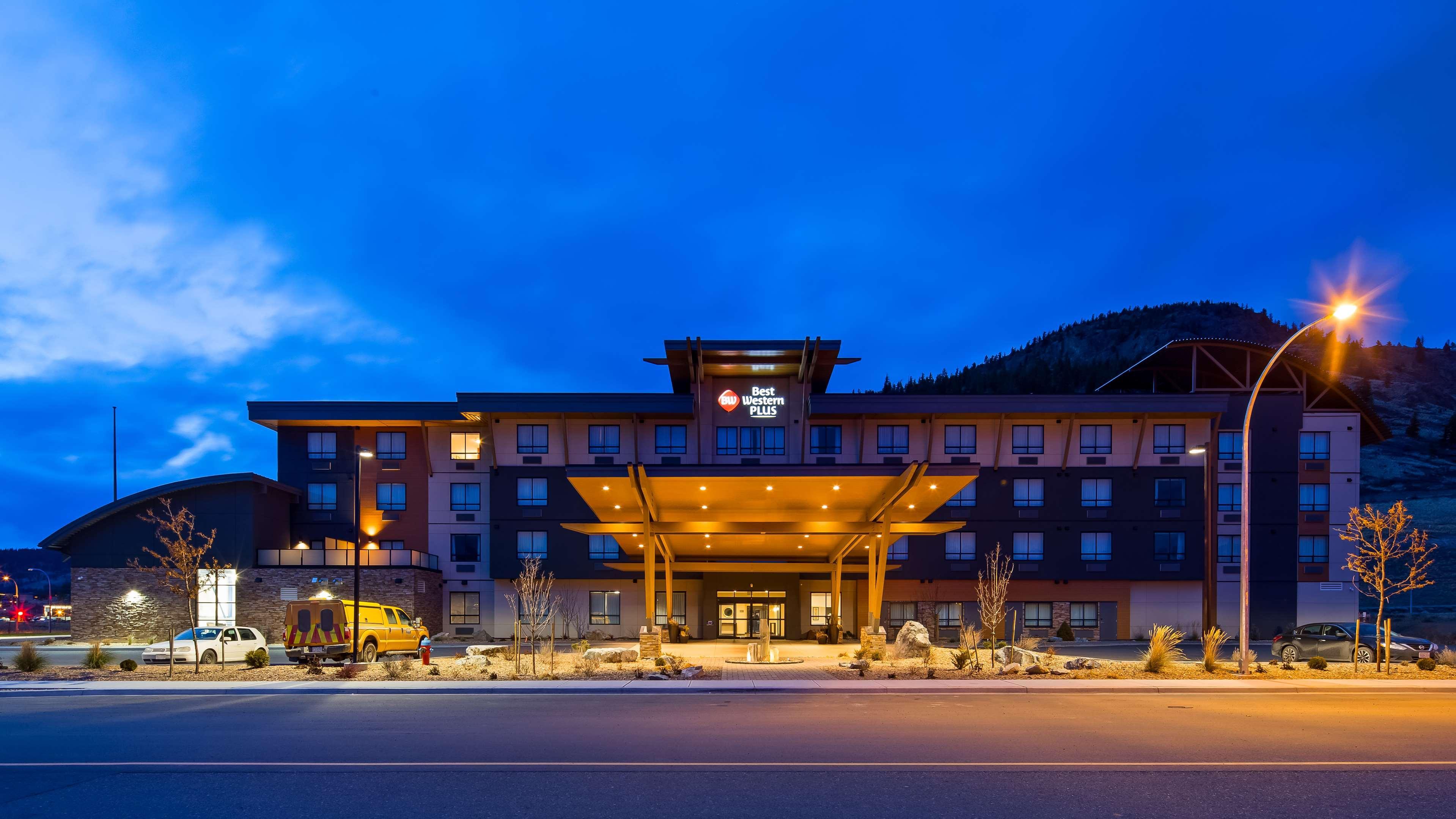 Best Western Plus Merritt Hotel Екстериор снимка